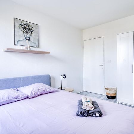 Le Warm Cocon - Spacieux T3 - 5 Personnes - Wifi Et Parking Rosny-sous-Bois Ngoại thất bức ảnh