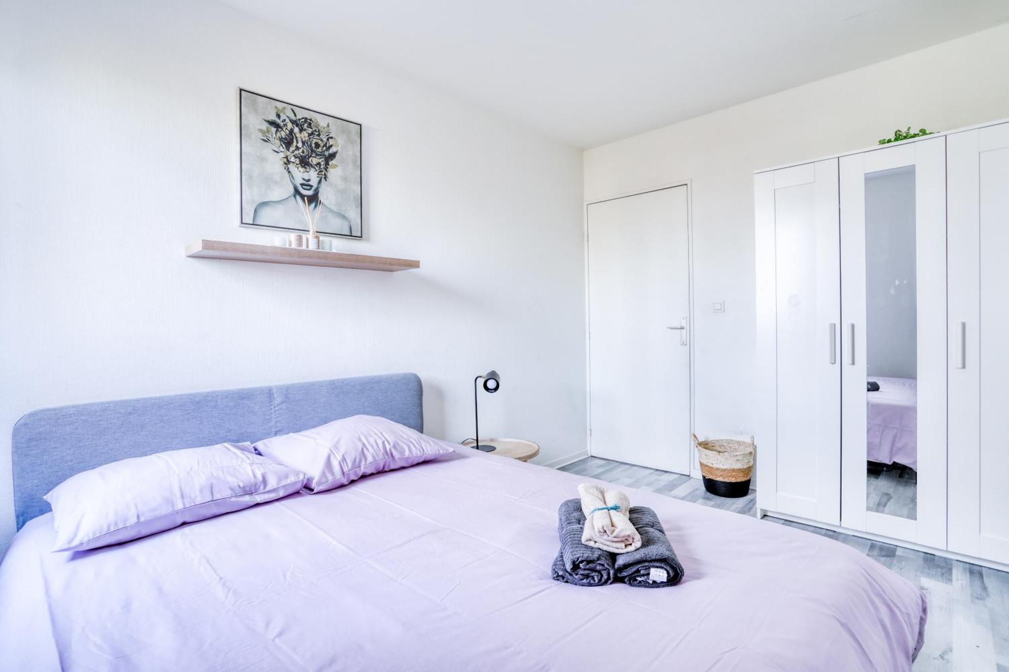 Le Warm Cocon - Spacieux T3 - 5 Personnes - Wifi Et Parking Rosny-sous-Bois Ngoại thất bức ảnh